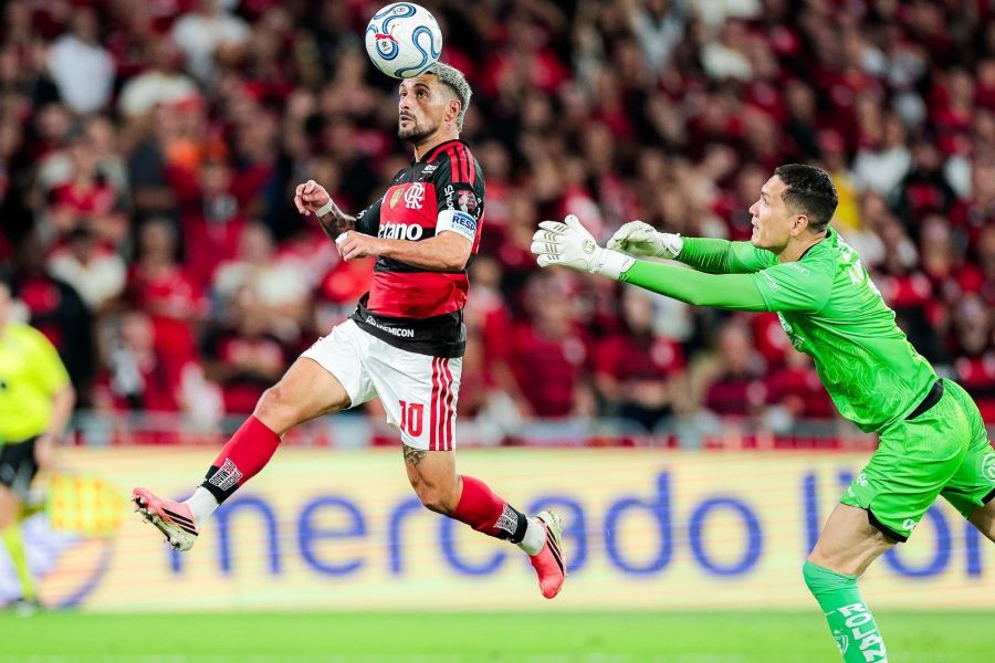 Arrascaeta pelo Flamengo