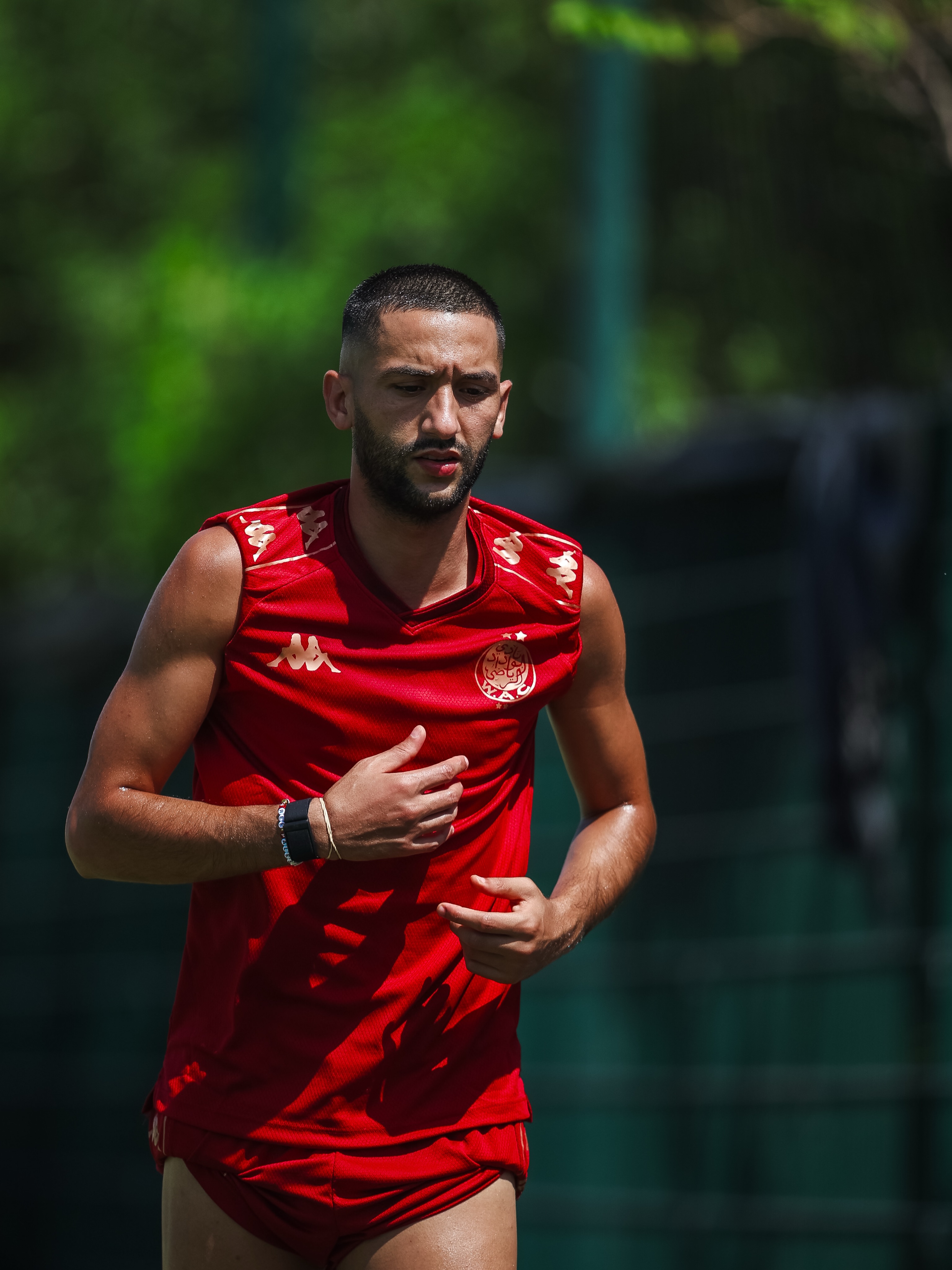 Veja a previsão de chegada de Ziyech ao Rio para assinar com Botafogo