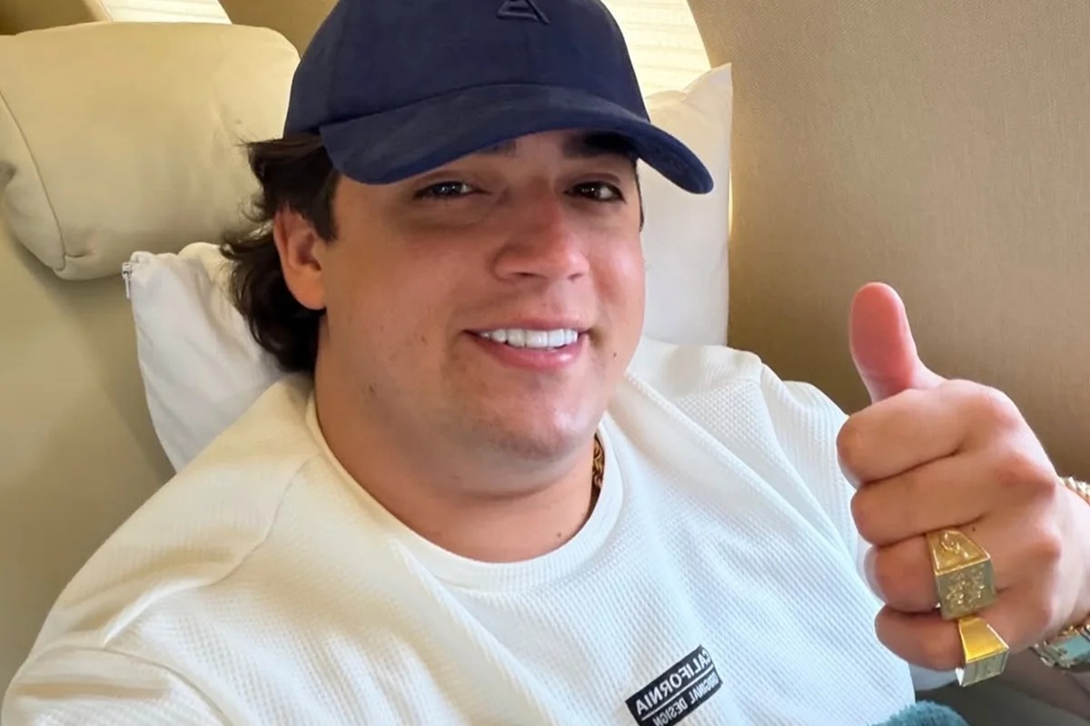 ‘Eliminado’! Natanzinho Lima discute com corintiano em show; vídeo ‘Eliminado’! Natanzinho Lima discute com corintiano em show; vídeo