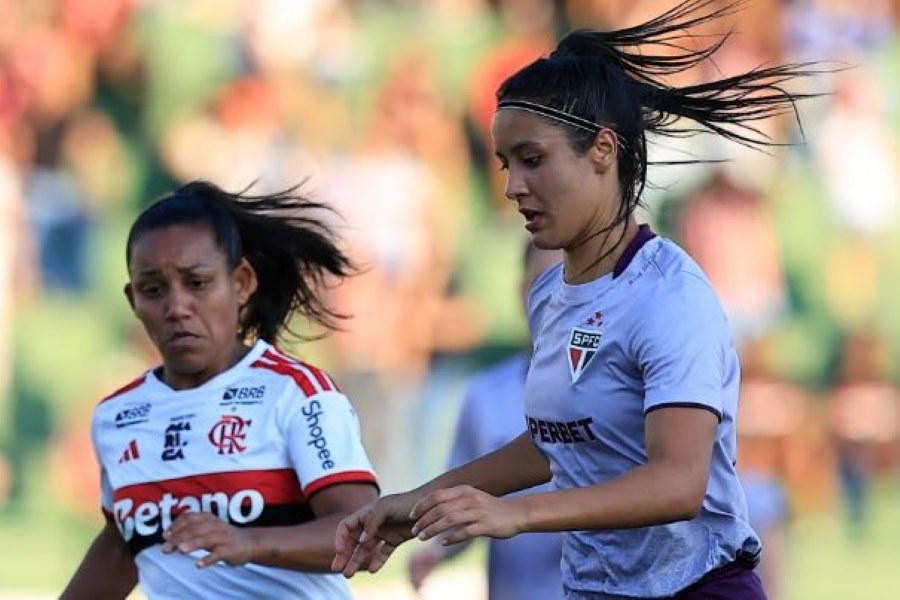 Flamengo é eliminado do Brasileirão Feminino São Paulo venceu o Flamengo pelo Brasileirão Feminino