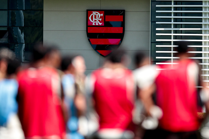 Flamengo é punido pela Conmebol Flamengo é punido pela Conmebol