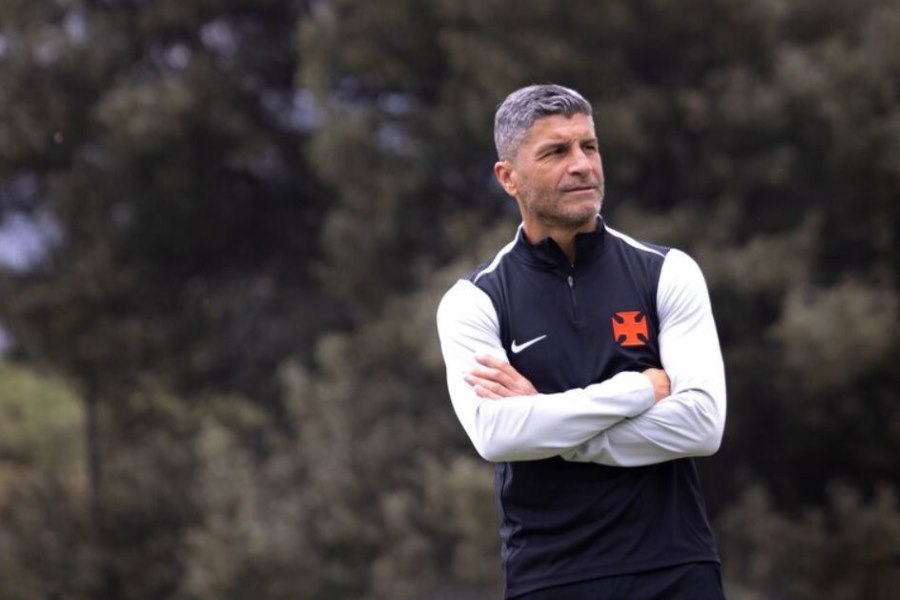 A declaração de Pedro Emanuel após classificação do Vasco na Sul-Americana Pedro Emanuel (Foto: Matheus Lima/Vasco)