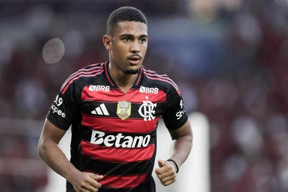 Flamengo recebe proposta de 140 milhões para vender Samuel Lino Flamengo recebe proposta de 140 milhões para vender Samuel Lino