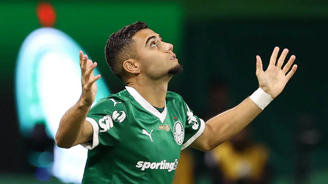 Diretoria do Palmeiras se organiza para renovar com Andreas Pereira Diretoria do Palmeiras se organiza para renovar com Andreas Pereira
