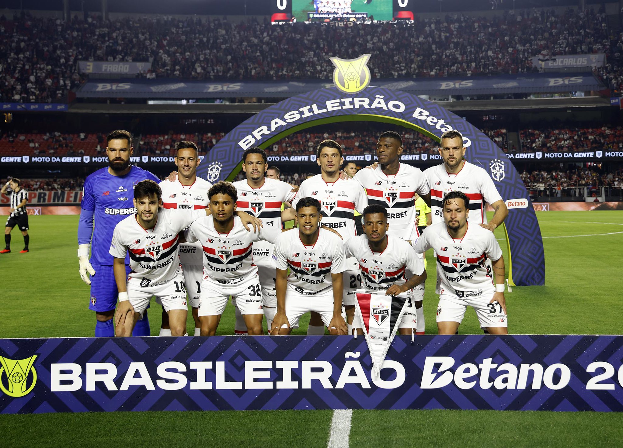 Que loucura! São Paulo poderá ganhar 6 desfalques Que loucura! São Paulo poderá ganhar 6 desfalques
