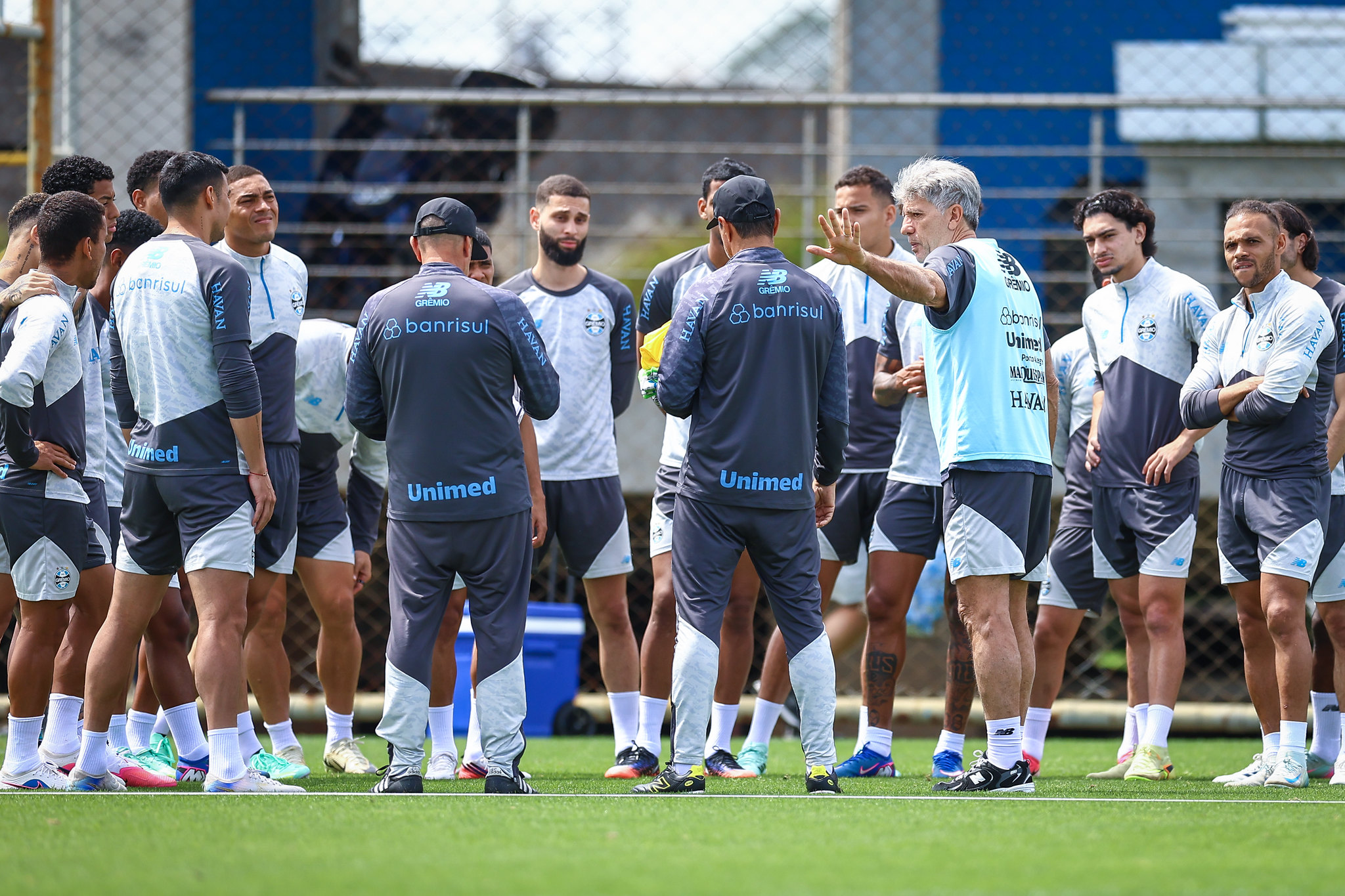Grêmio: Renato Gaúcho manda indireta para Luís Castro Grêmio: Renato Gaúcho manda indireta para Luís Castro
