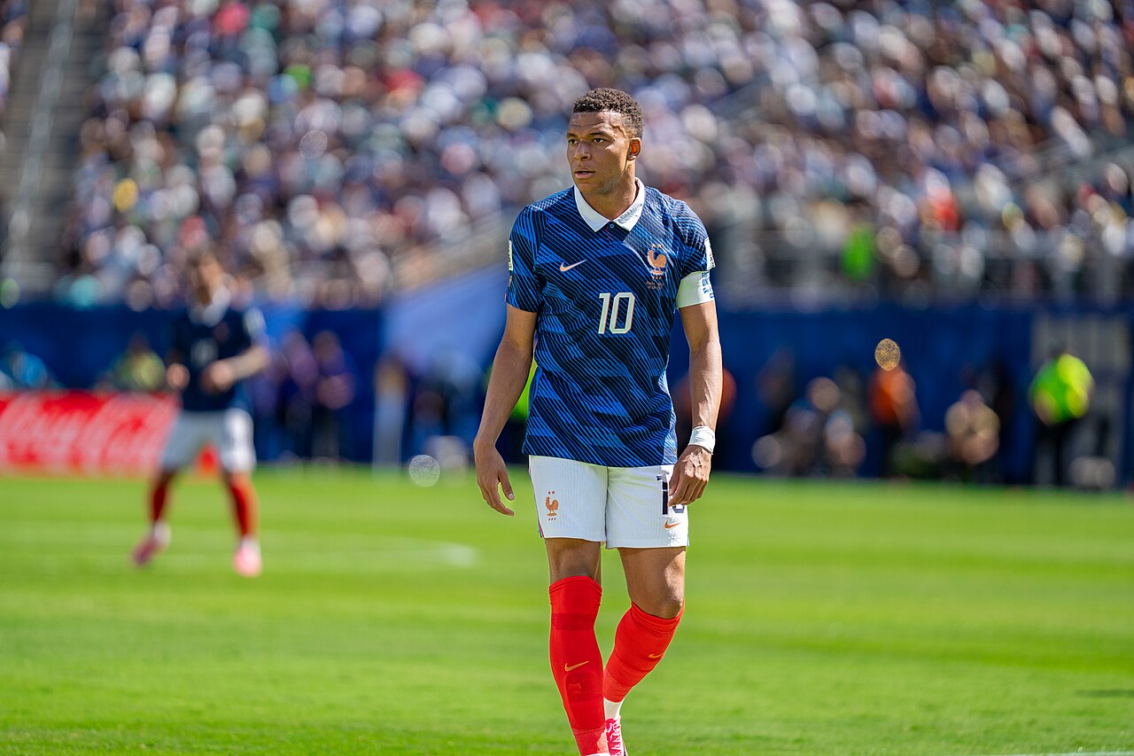 Atitude de Mbappé não é bem recebida no Real Madrid Atitude de Mbappé não é bem recebida no Real Madrid
