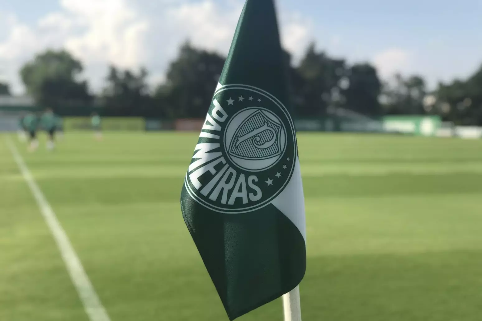 Xabi Alonso pode ‘impedir’ o Palmeiras de receber quase 100 milhões Xabi Alonso pode ‘impedir’ o Palmeiras de receber quase 100 milhões