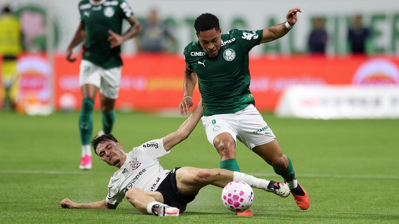 Ele vai substituir Vitor Roque no time titular do Palmeiras Ele vai substituir Vitor Roque no time titular do Palmeiras