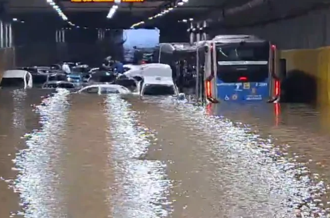 Após alagamento em São Paulo, veja a previsão do tempo para os próximos dias Após alagamento em São Paulo, veja a previsão do tempo para os próximos dias
