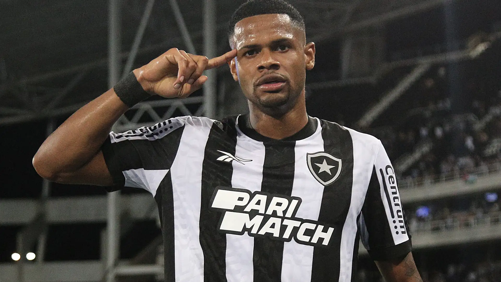 Júnior Santos manda recado para narrador e recebe resposta: “dia mais feliz da minha vida” Júnior Santos manda recado para narrador e recebe resposta: “dia mais feliz da minha vida”